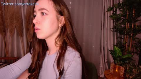 Lina online show from January 27, 2025, 11:43 pm