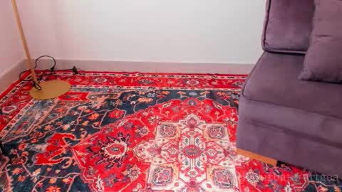 Linda  independent model artgeea online show from October 2, 2025, 3:52 pm