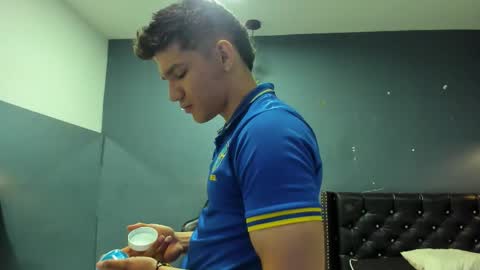 Snapshot of arthur_holland chatting on September 18, 2025, 5:15 pm Arthur hollands online show from September 18, 2025, 5:15 pm