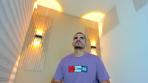 Snapshot of arthur_howard chatting on December 22, 2025, 3:47 am arthur_howard online show from December 22, 2025, 3:47 am