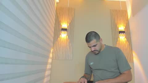 Snapshot of arthur_howard chatting on January 6, 2026, 3:43 am arthur_howard online show from January 6, 2026, 3:43 am