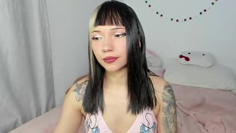 Lenna online show from January 15, 2026, 4:50 am