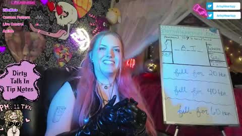 Snapshot of artsyheartsyy chatting on November 4, 2025, 2:32 am ArtsyHeartsyy online show from November 4, 2025, 2:32 am