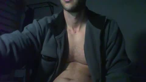 Snapshot of artur833 chatting on October 11, 2025, 8:29 pm artur833 online show from October 11, 2025, 8:29 pm