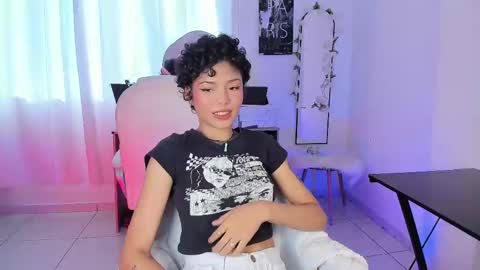 Ariana and Kelsieh online show from February 26, 2025, 9:27 pm