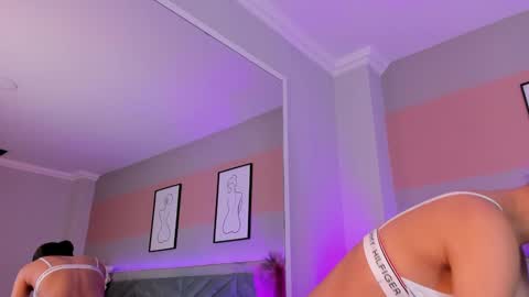 Snapshot of ary_thompson_ chatting on December 20, 2024, 8:34 pm ARY THOMPSON online show from December 20, 2024, 8:34 pm