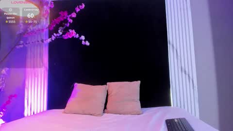 Snapshot of arya_alaya_cr chatting on November 23, 2025, 11:54 am ARYA online show from November 23, 2025, 11:54 am