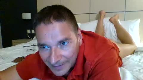 Snapshot of as660660 chatting on June 6, 2026, 10:03 pm as660660 online show from June 6, 2026, 10:03 pm
