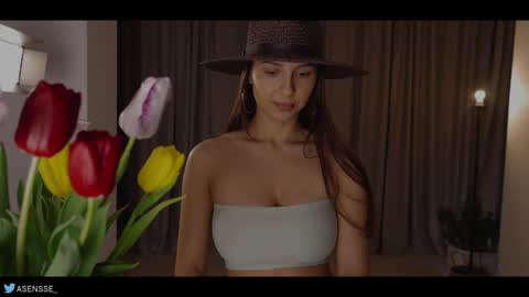 Snapshot of asensse chatting on March 7, 2025, 7:16 pm Call me Ann online show from March 7, 2025, 7:16 pm