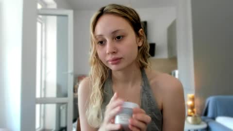 Snapshot of ash1y chatting on April 8, 2026, 10:26 am Ashley but u can call me Ash im living with neighbor we just friends pls dont ask we not couple online show from April 8, 2026, 10:26 am