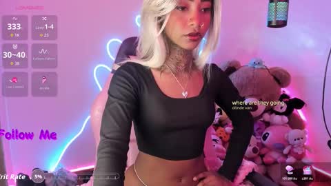 AshantiINDEPENDENT MODEL online show from December 20, 2025, 9:44 pm