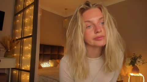 Snapshot of ashbunny_ chatting on April 9, 2026, 6:02 pm your pretty Ashley online show from April 9, 2026, 6:02 pm