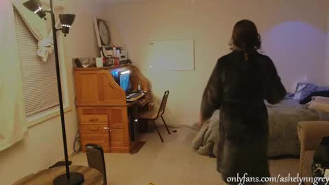 Ashelynn Grey online show from February 15, 2025, 8:54 am