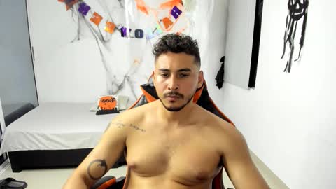 ashlan_king online show from November 7, 2025, 3:06 am