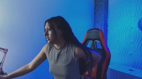 ashley17_ online show from December 2, 2025, 3:34 am