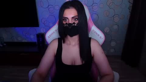   Yasmina   online show from May 20, 2026, 5:02 am