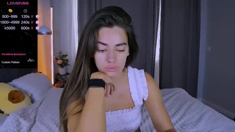 Snapshot of ashley__jess chatting on November 7, 2025, 8:58 am Ashley online show from November 7, 2025, 8:58 am