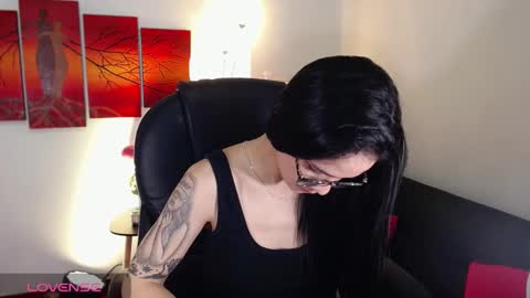 ashley_amoret94 online show from September 25, 2025, 6:22 pm