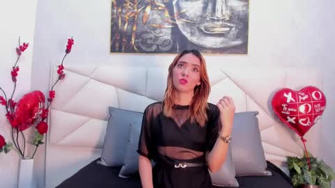 ashley_miller26 online show from February 15, 2025, 11:28 am