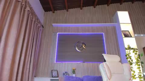 Snapshot of ashley_secret_ chatting on March 27, 2026, 11:48 pm ashley_secret_ online show from March 27, 2026, 11:48 pm