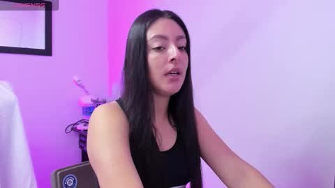 Ashley online show from December 20, 2025, 2:57 pm