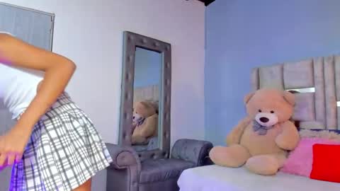 AshleyHill online show from September 12, 2025, 3:17 am