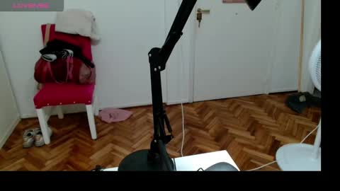 ashleyhothot online show from February 8, 2026, 7:34 am