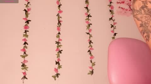 dahiana online show from February 18, 2026, 7:32 pm