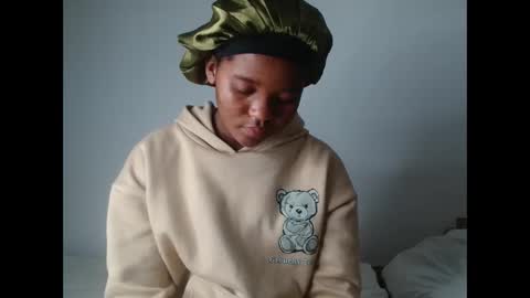 ashleyt255 online show from October 8, 2025, 7:06 am