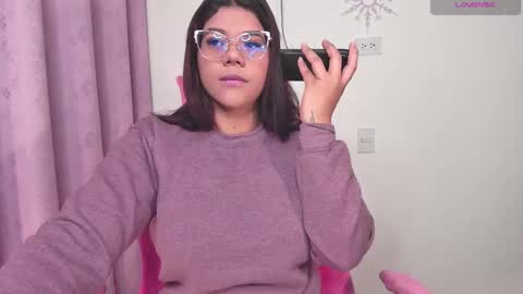 Snapshot of ashleyy18__ chatting on February 10, 2025, 9:14 am Ashleyy18 online show from February 10, 2025, 9:14 am