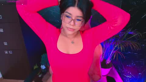 Snapshot of ashleyy18__ chatting on September 21, 2025, 1:02 pm Ashleyy18 online show from September 21, 2025, 1:02 pm