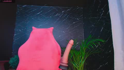 Snapshot of ashleyy18__ chatting on October 7, 2025, 1:03 am Ashleyy18 online show from October 7, 2025, 1:03 am