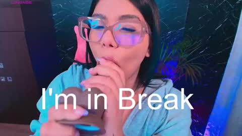 Snapshot of ashleyy18__ chatting on October 29, 2025, 10:22 pm Ashleyy18 online show from October 29, 2025, 10:22 pm