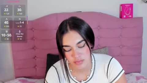 kylie online show from November 11, 2025, 2:00 am