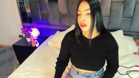 Ashly online show from May 24, 2026, 3:33 am