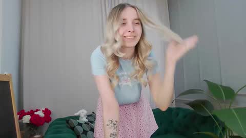 ashly_cherry online show from March 27, 2026, 11:10 am