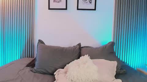    online show from March 3, 2026, 2:07 am