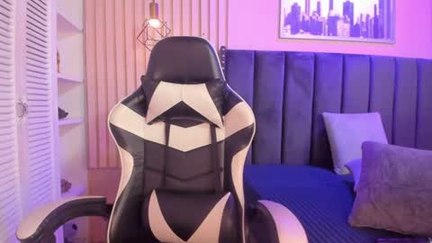 Snapshot of ashlye_miller_ chatting on June 30, 2026, 7:48 pm ashlye_miller_ online show from June 30, 2026, 7:48 pm
