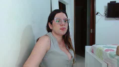 AshlyMoon online show from May 15, 2026, 11:34 pm