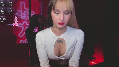 Mila online show from January 30, 2025, 9:25 am