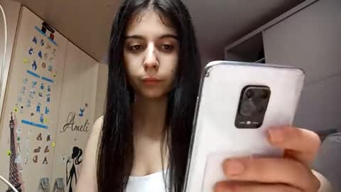 Snapshot of ashtonvisnosky chatting on February 8, 2026, 5:22 am Lina online show from February 8, 2026, 5:22 am