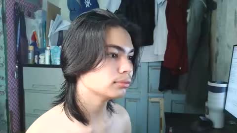 asian_babyboi online show from October 11, 2025, 3:39 am