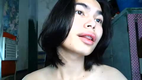 asian_babyboi online show from June 6, 2026, 1:11 am