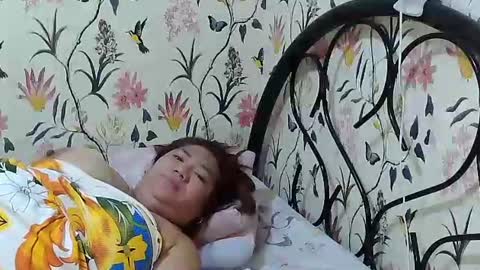 Asian Bigboobs20 online show from May 15, 2026, 11:45 pm