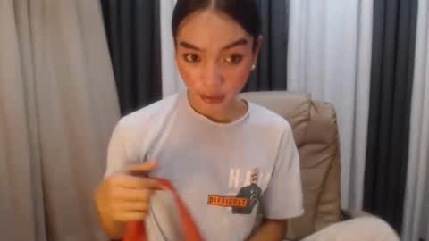 Snapshot of asian_cassy chatting on April 8, 2026, 2:33 am asian_cassy online show from April 8, 2026, 2:33 am