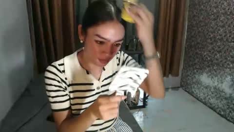 Snapshot of asian_cassy chatting on April 9, 2026, 12:32 pm asian_cassy online show from April 9, 2026, 12:32 pm