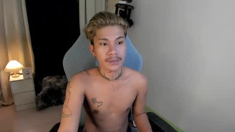 Snapshot of asian_cumsawyer chatting on December 23, 2024, 3:07 am bigload CUM take me private show or passwordshow online show from December 23, 2024, 3:07 am