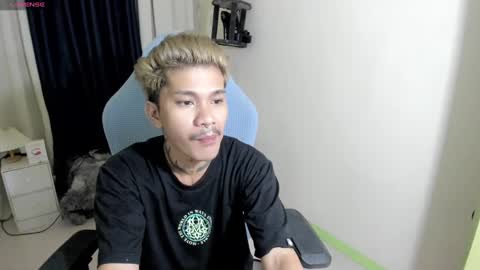 Snapshot of asian_cumsawyer chatting on December 25, 2024, 5:48 am bigload CUM take me private show or passwordshow online show from December 25, 2024, 5:48 am