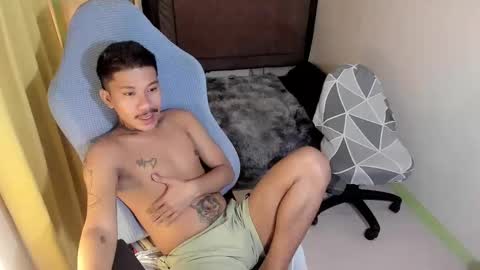 Snapshot of asian_cumsawyer chatting on January 12, 2025, 2:56 am bigload CUM take me private show or passwordshow online show from January 12, 2025, 2:56 am