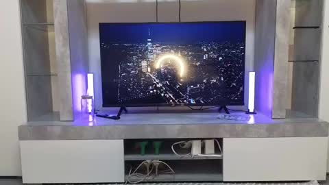 Dju online show from March 6, 2025, 4:52 am